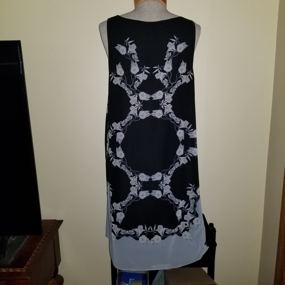 Max Studio Shift Dress Womens size 10 - Black Floral EUC Sleeveless Chiffon